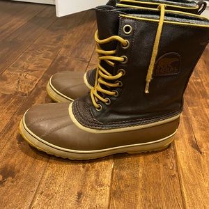 Sorel Men’s waterproof snow boots size 10